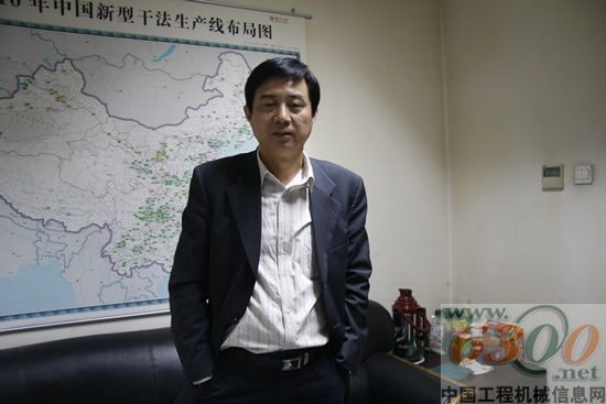 中國水泥行業(yè)協(xié)會常務副會長兼秘書長孔祥忠