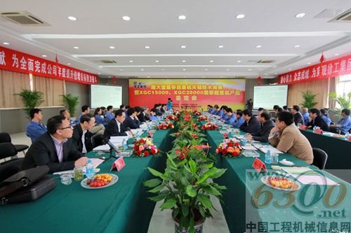 中國大型起重裝備能力邁上28000噸米臺階