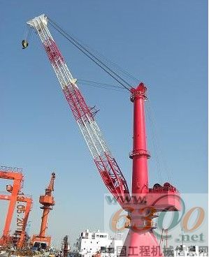 潤邦重機350噸海工起重機完成吊裝