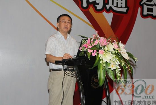 工信部經濟運行局副局長景曉波先生致辭