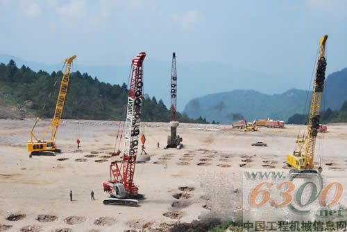 挖掘機,裝載機,碾壓機