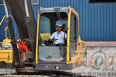 沃爾沃 挖掘機