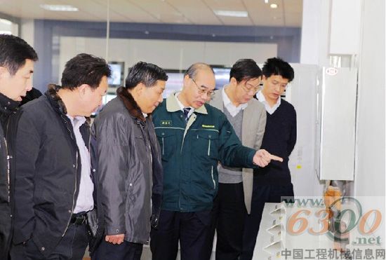 山推 推土機(jī) 驗(yàn)收  