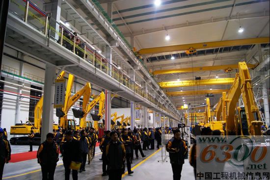山東臨工,兩萬臺挖掘機生產(chǎn)基地