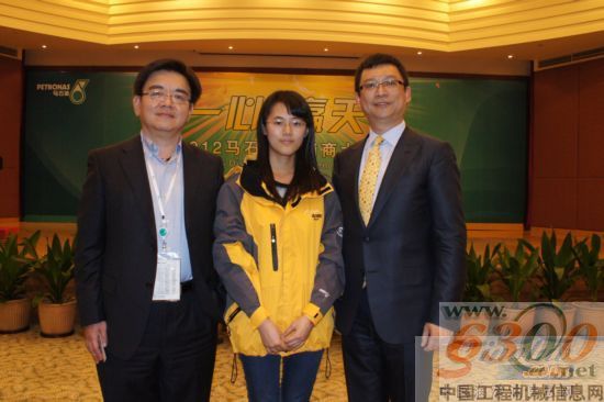 馬石油經銷商大會 合影
