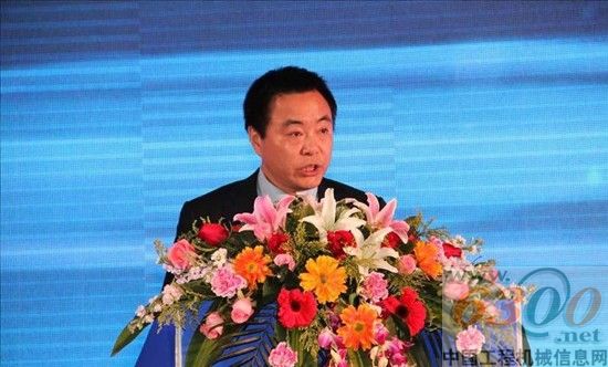 中聯重科副總裁、混凝土機械公司總經理陳曉非致歡迎詞