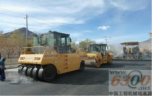 山推,道路機械,性能,