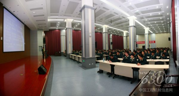 山推,青年職業生涯導航活動