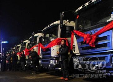 中聯重科40臺新型環衛設備在常德投入使用